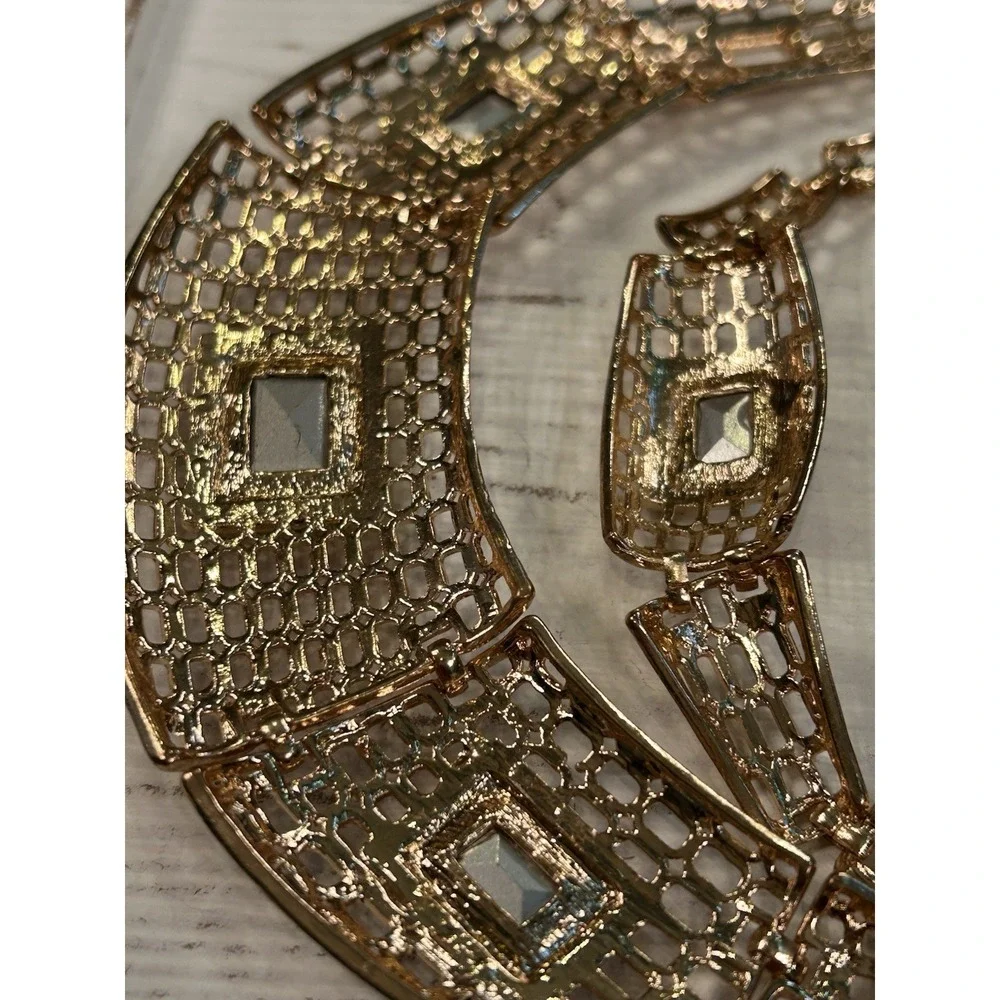 1980's Full Parure Gold Tone Pink Stones Collar Necklace Bracelet Earrings Ring